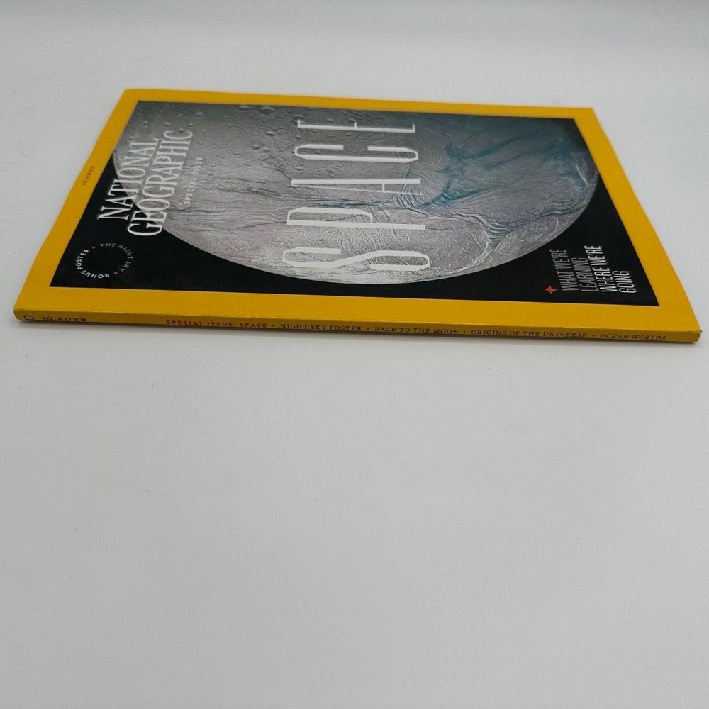 National Geographic Space Exploration Bundle 2 Special Issues 2023 2013 - Picture 6 of 6